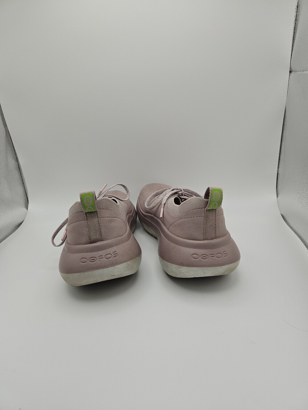 OOFOS OOmy Stride women's lace up sneakers in Stardust size 8M - Picture 4 of 9